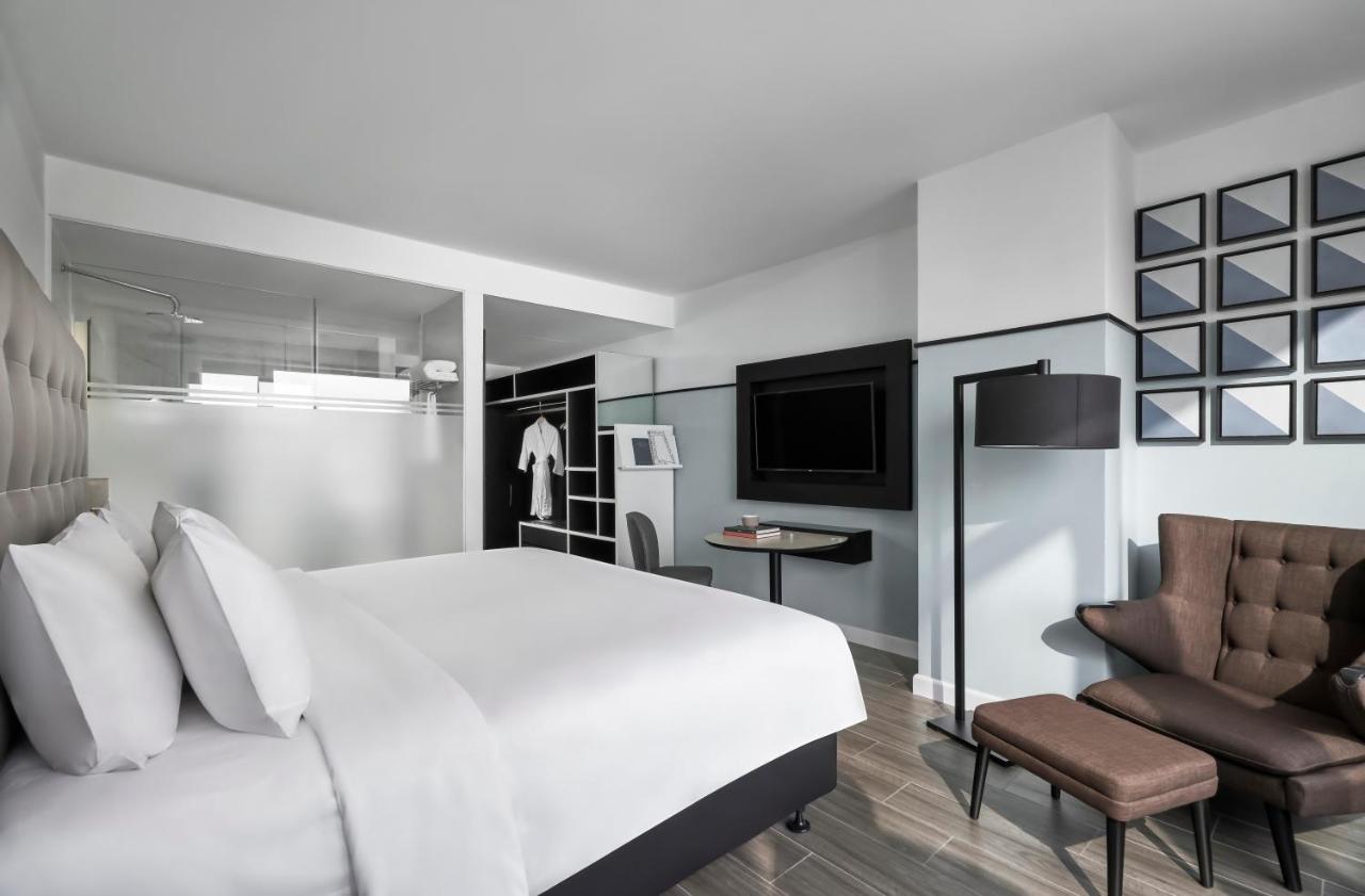 M Village Hotel Ton That Dam 호치민 외부 사진