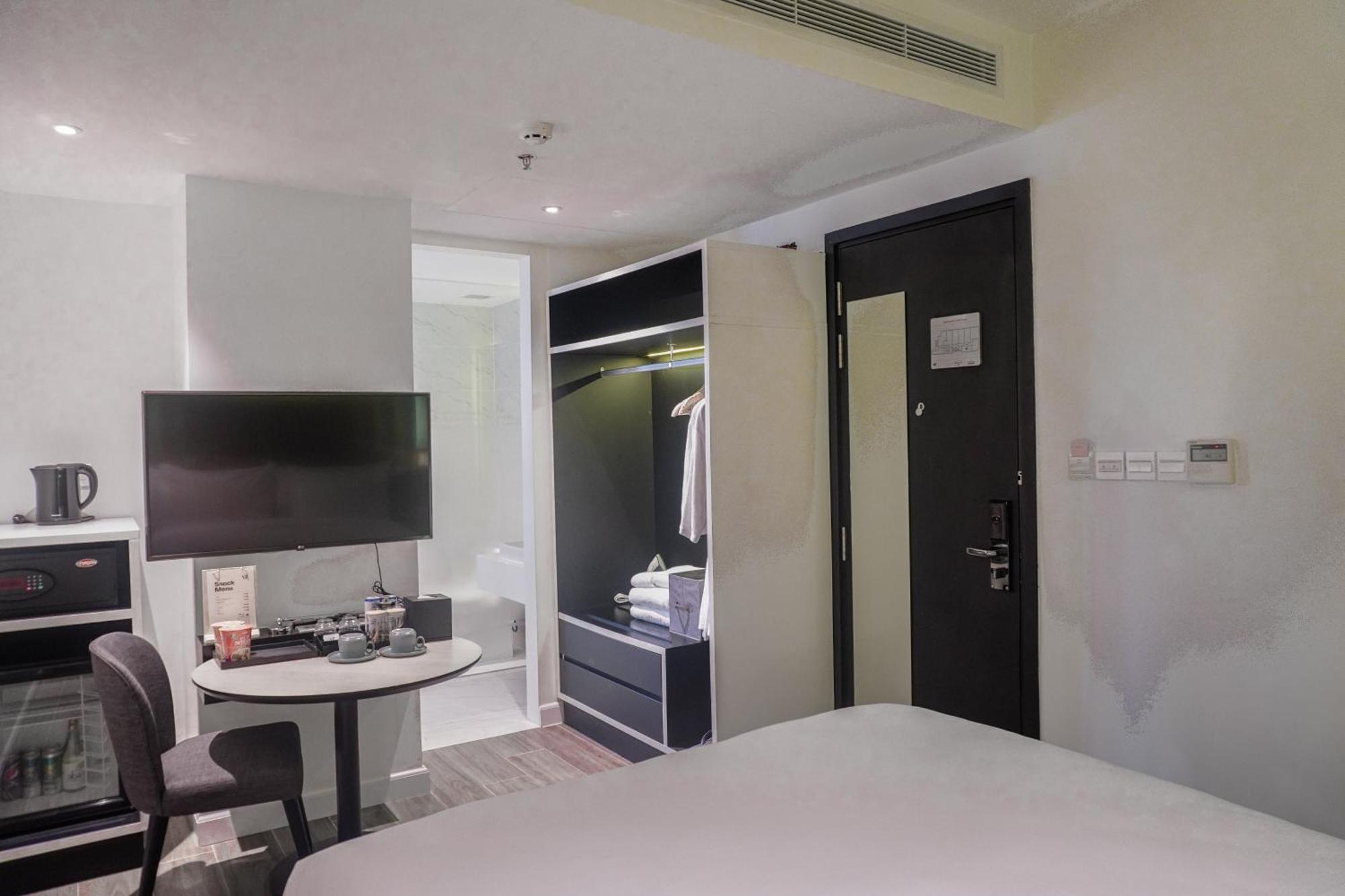 M Village Hotel Ton That Dam 호치민 외부 사진